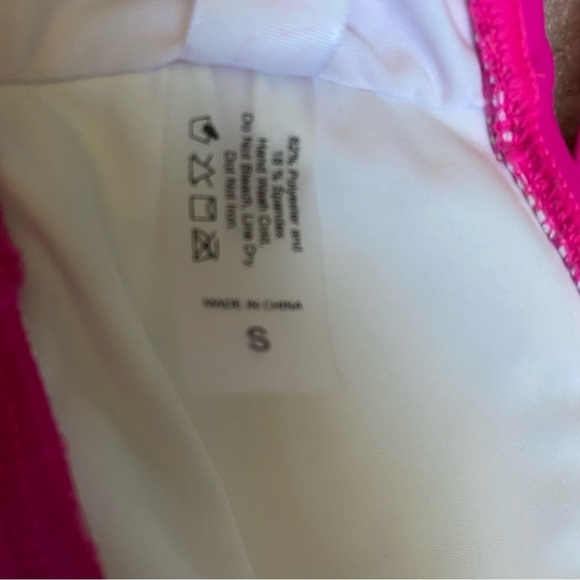 Pink Lily Fucsia 2 Pieces Swim Suit Bikini Size M - Picture 6 of 9
